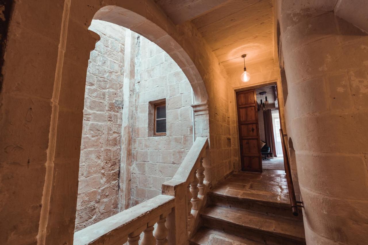 バレッタPalazzo Del Pazzoアパートメント エクステリア 写真